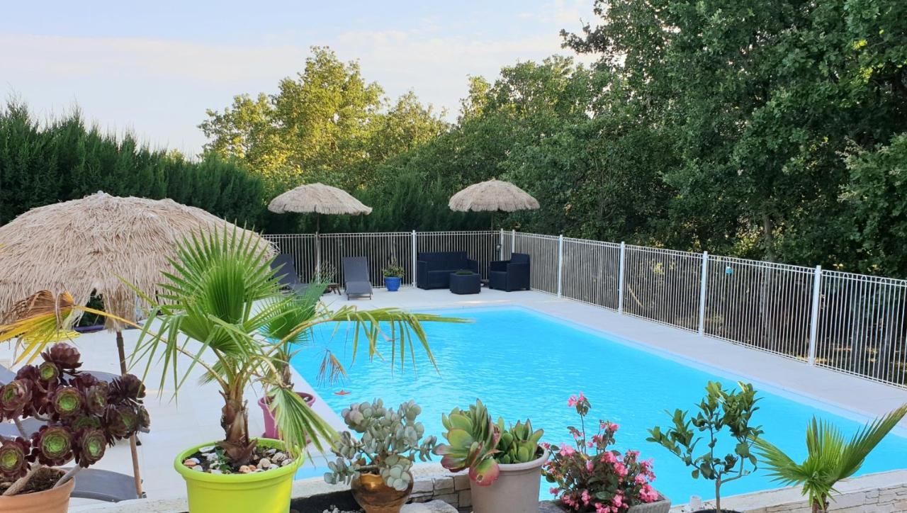 Le Clos Du Grand Chene - Gites 4 Etoiles - Saint-Marcel-d'Ardeche Zewnętrze zdjęcie